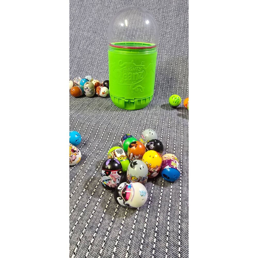 Collection of 70 Mighty Beanz and Mighty Beanz Slam Pack - Picture 5 of 7